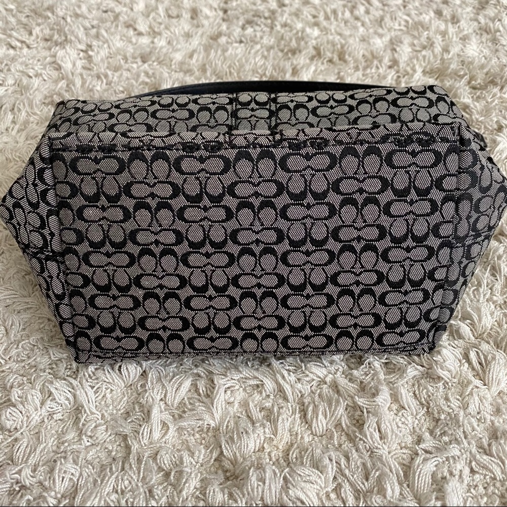 Coach Signature Handbag - Picture 5 of 9